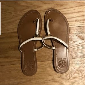 Tory Burch White Sandals (size 8.5)